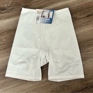 Vintage Lily of France Under Scene White Triple Control Shaper Women Sz Med. NWT